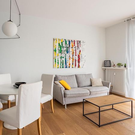 Suite 51 Appartamento Con Terrazzo A 50 Mt Dal Lago - Private Parking (Adults Only) 아로나 외부 사진