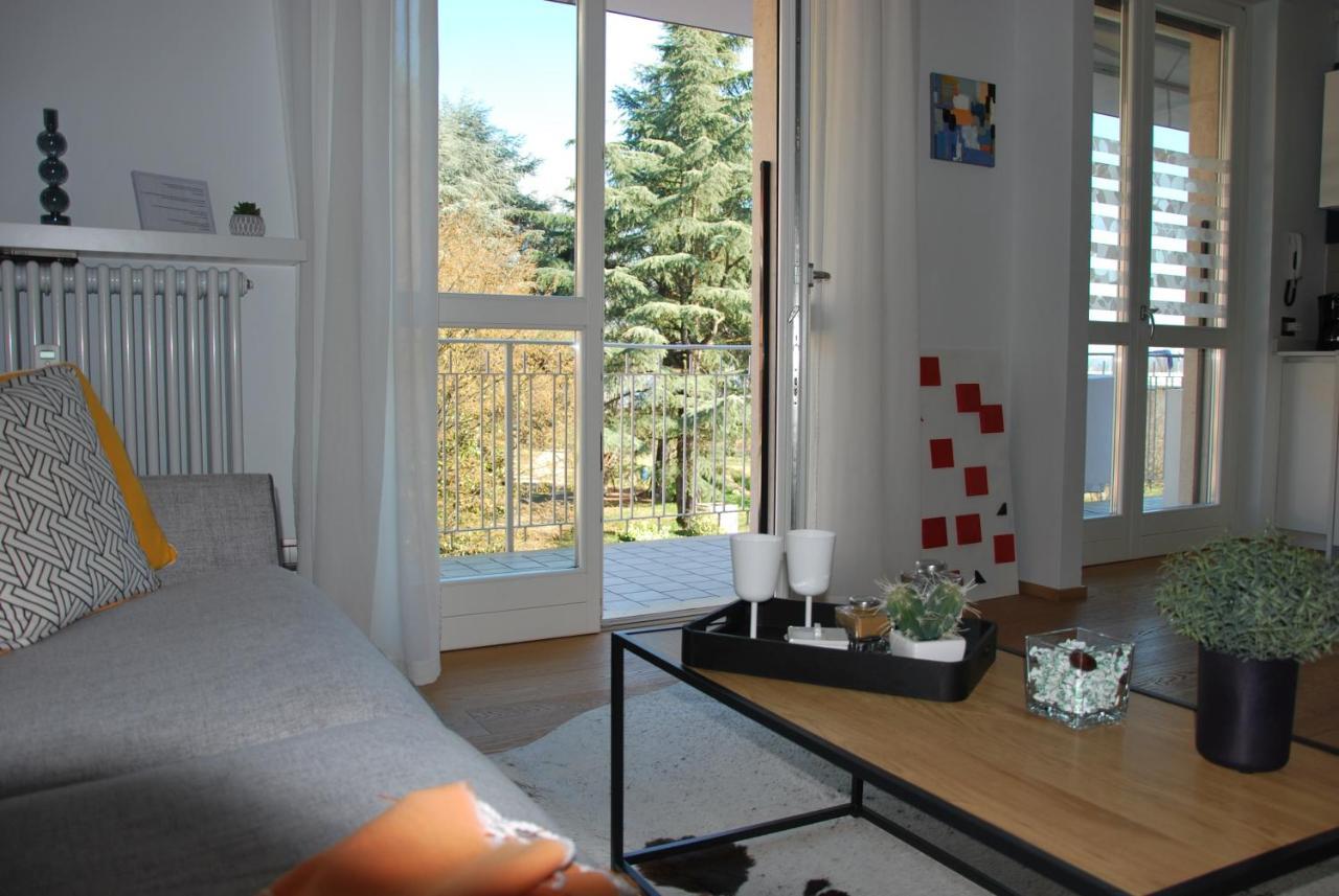 Suite 51 Appartamento Con Terrazzo A 50 Mt Dal Lago - Private Parking (Adults Only) 아로나 외부 사진