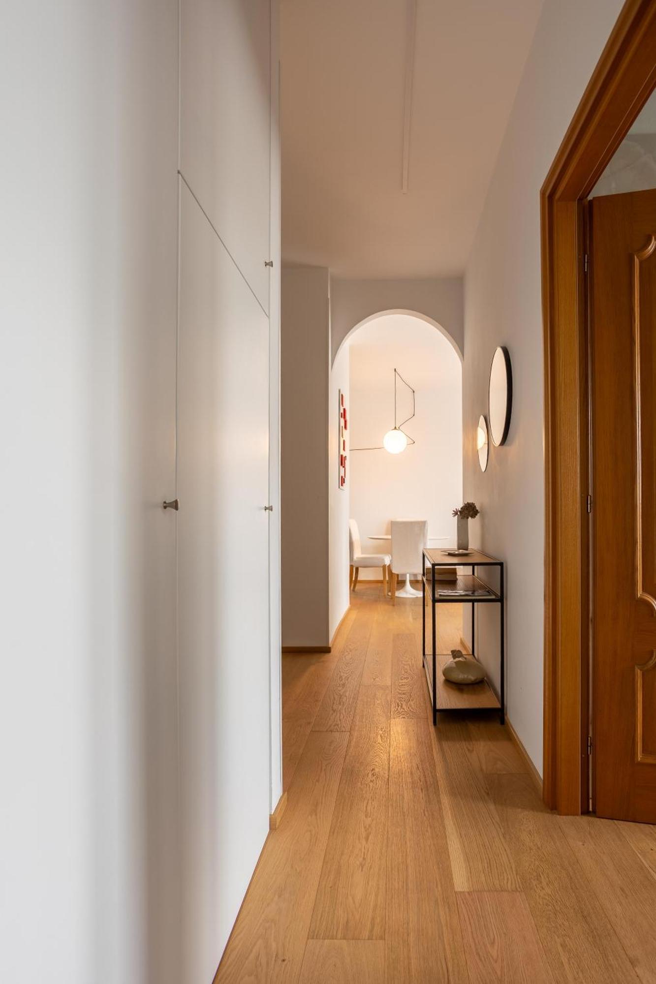 Suite 51 Appartamento Con Terrazzo A 50 Mt Dal Lago - Private Parking (Adults Only) 아로나 외부 사진