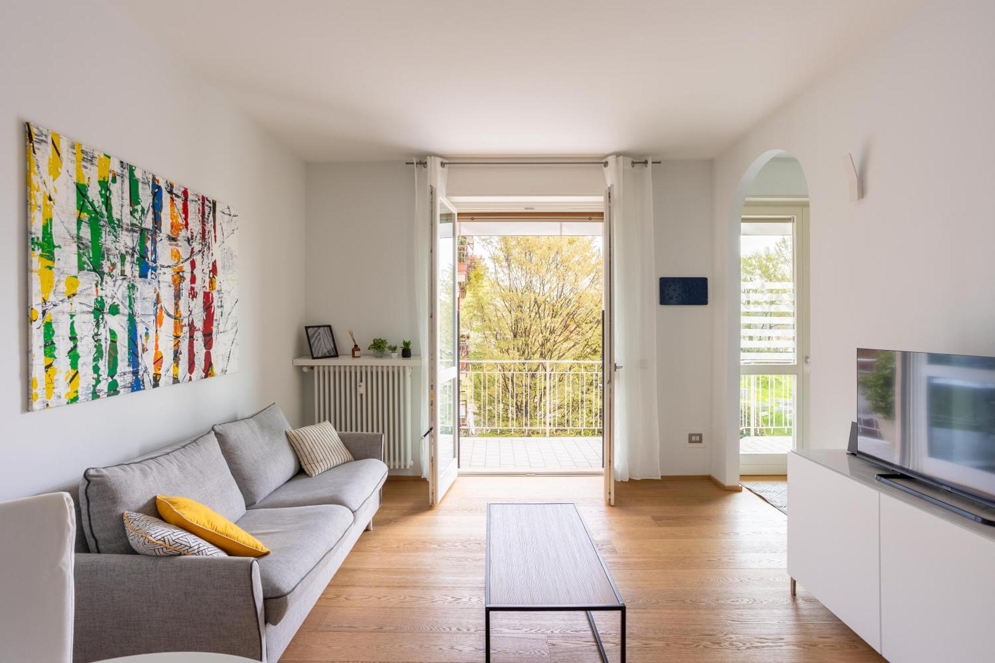 Suite 51 Appartamento Con Terrazzo A 50 Mt Dal Lago - Private Parking (Adults Only) 아로나 외부 사진