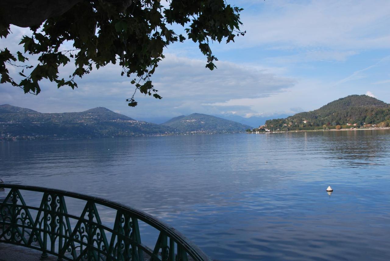 Suite 51 Appartamento Con Terrazzo A 50 Mt Dal Lago - Private Parking (Adults Only) 아로나 외부 사진