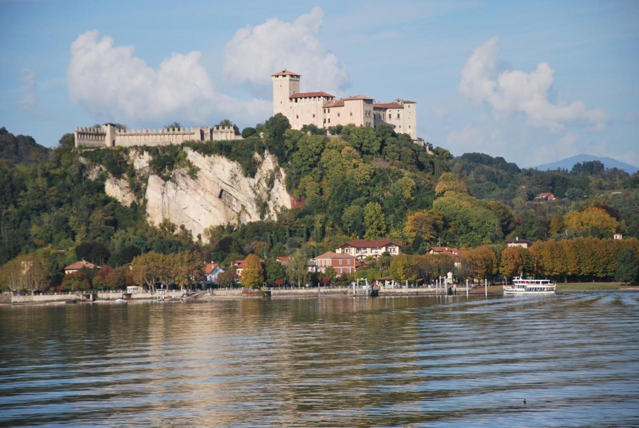 Suite 51 Appartamento Con Terrazzo A 50 Mt Dal Lago - Private Parking (Adults Only) 아로나 외부 사진